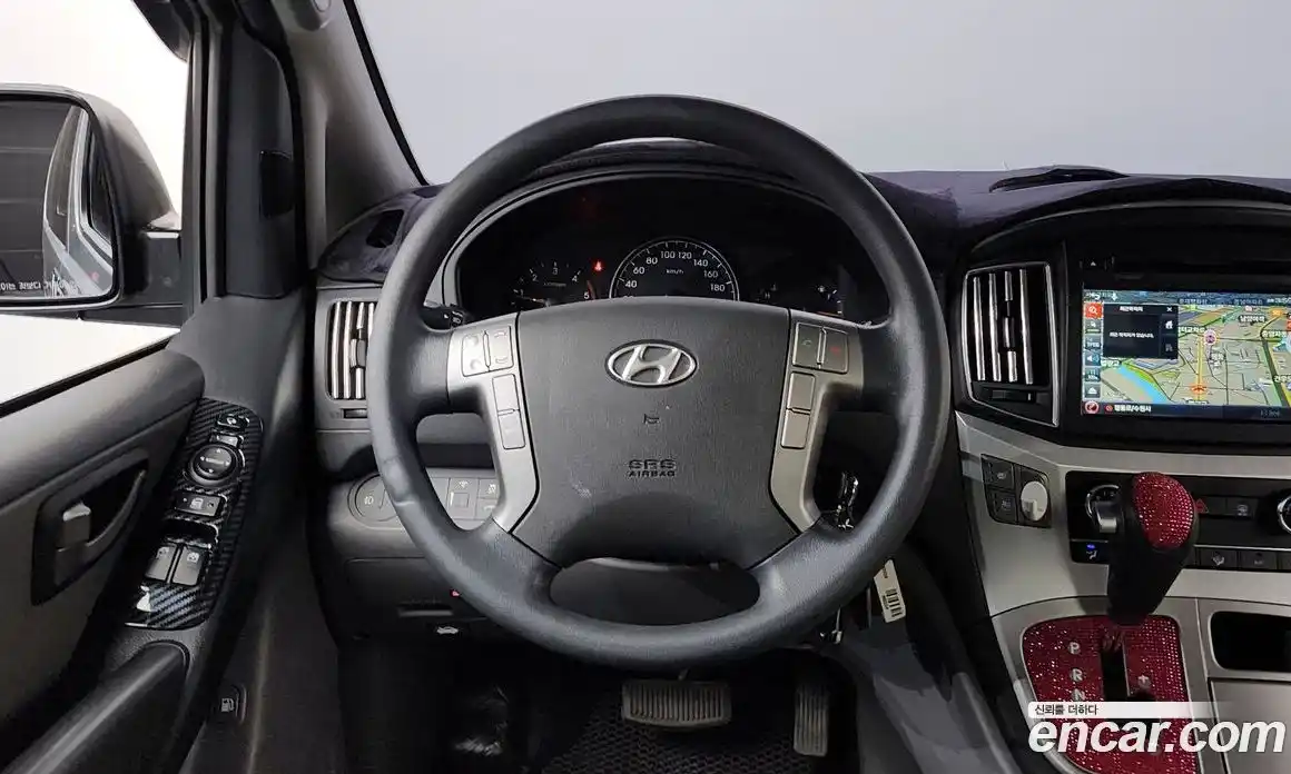 Hyundai Starex 2016 2.5 Автомат в Москве № 1342265, фото 12