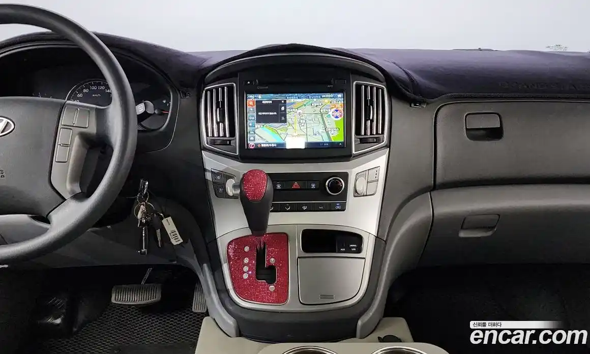 Hyundai Starex 2016 2.5 Автомат в Москве № 1342265, фото 13