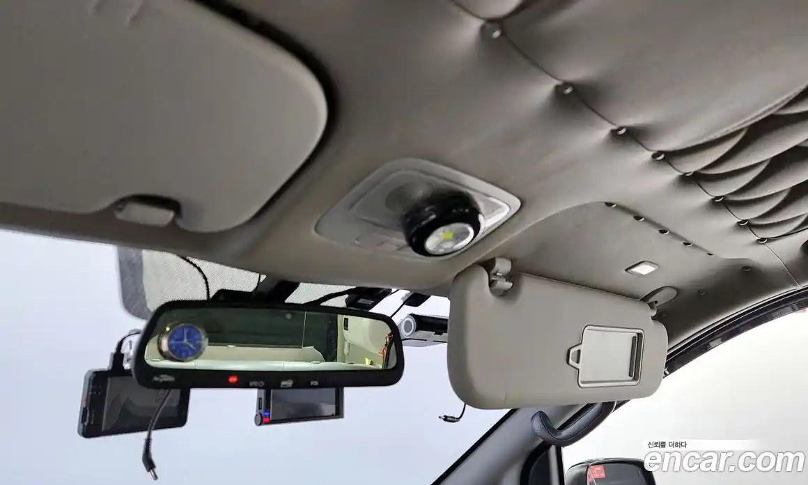 Hyundai Starex 2016 2.5 Автомат в Москве № 1342265, фото 15