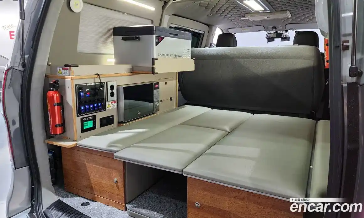 Hyundai Starex 2016 2.5 Автомат в Москве № 1342265, фото 19