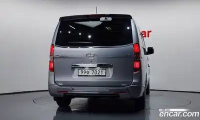 Hyundai Starex 2016 2.5 Автомат в Москве № 1342265, миниатюра 3