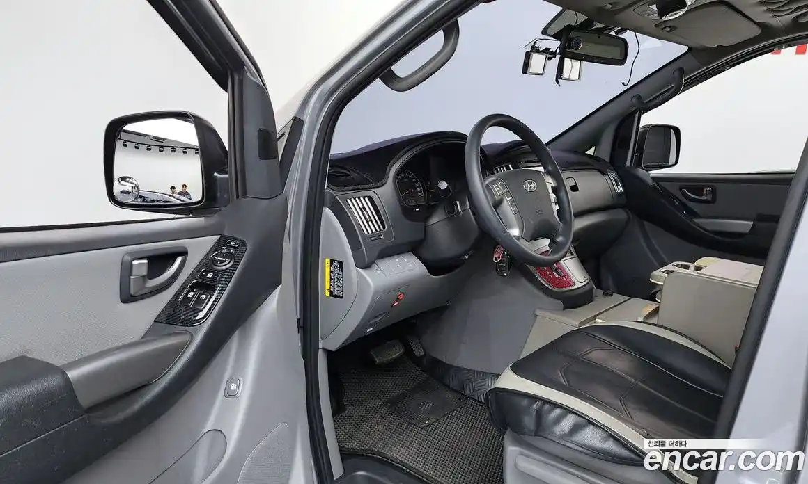 Hyundai Starex 2016 2.5 Автомат в Москве № 1342265, фото 9