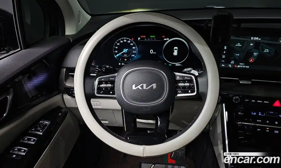 Kia Canival 2023 2.2 Автомат в Москве № 1342955, фото 13