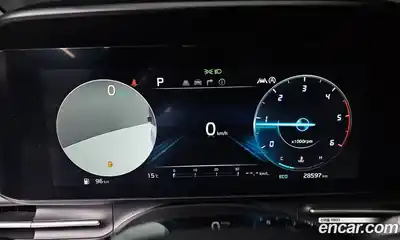 Kia Canival 2023 2.2 Автомат в Москве № 1342955, миниатюра 8