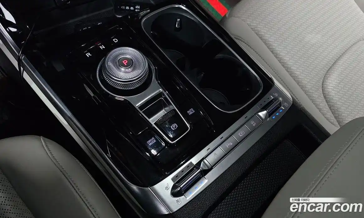 Kia Canival 2023 2.2 Автомат в Москве № 1342955, фото 9