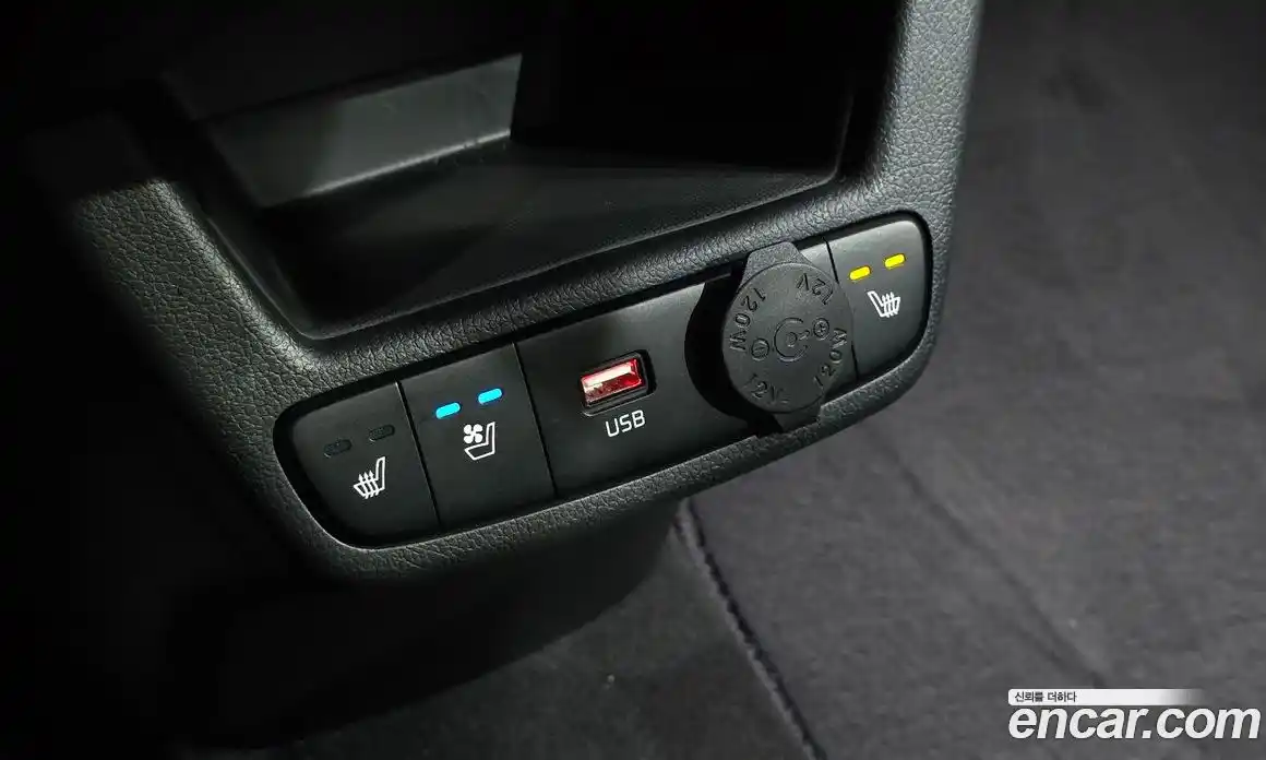 Kia Ray 2023 1.0 Автомат в Москве № 1342997, фото 18