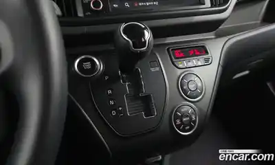 Kia Ray 2023 1.0 Автомат в Москве № 1342997, миниатюра 9