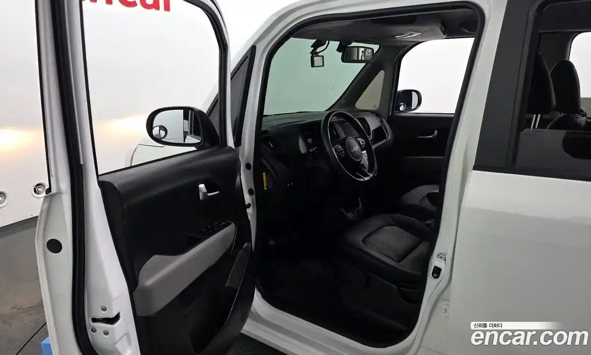 Kia Ray 2023 1.0 Автомат в Москве № 1342997, фото 10