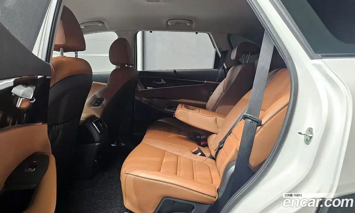 Kia Sorento 2019 2.0 Автомат в Москве № 1343046, фото 12