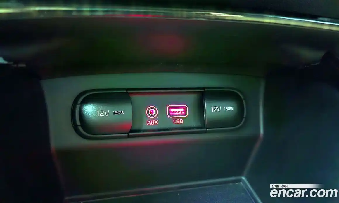 Kia Sorento 2019 2.0 Автомат в Москве № 1343046, фото 13