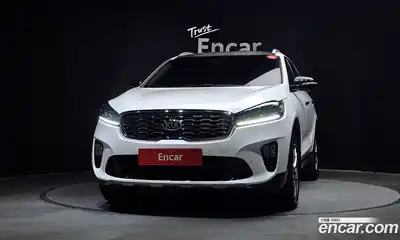 Kia Sorento 2019 2.0 Автомат в Москве № 1343046, миниатюра 3