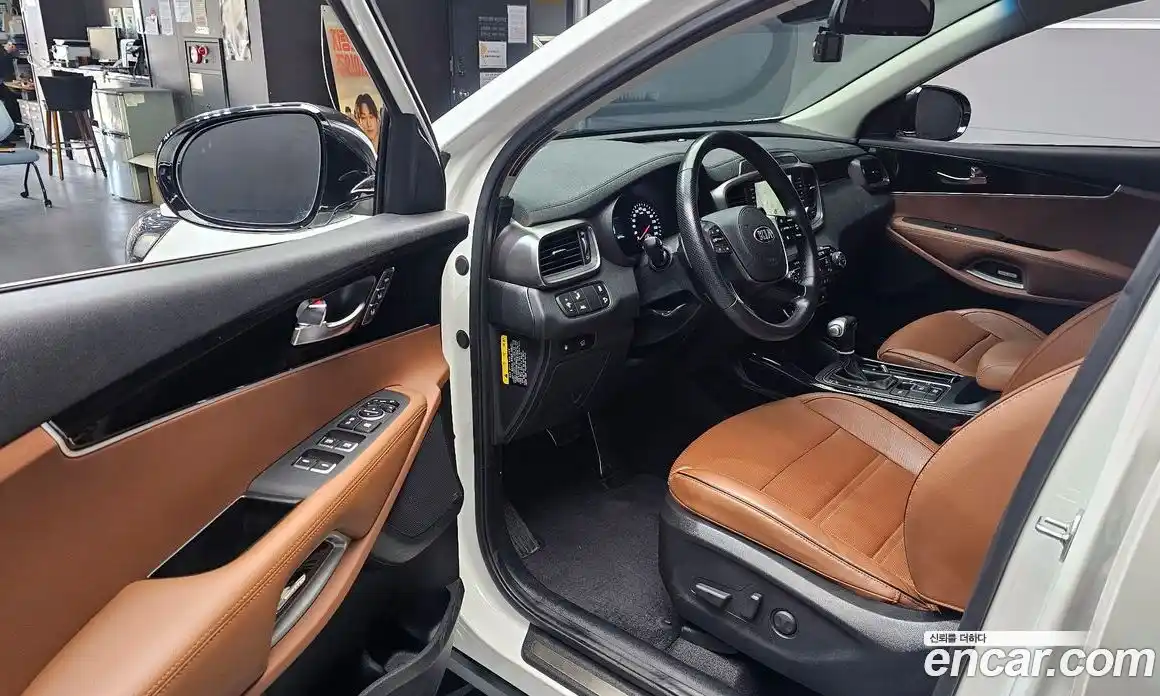 Kia Sorento 2019 2.0 Автомат в Москве № 1343046, фото 10