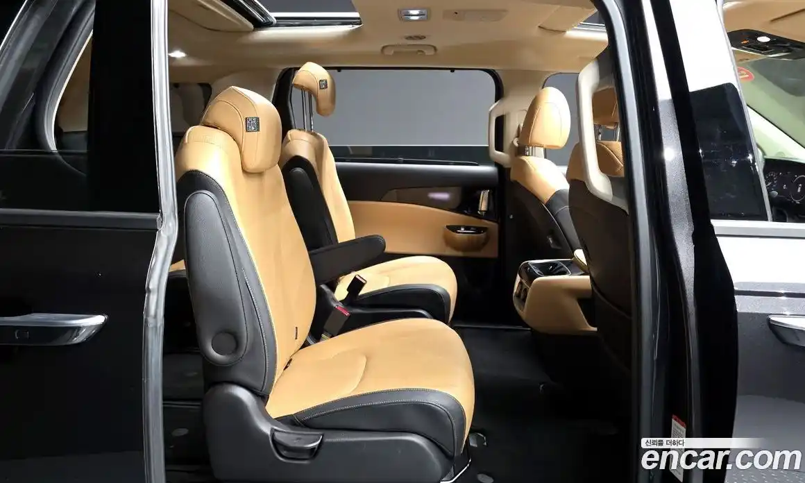 Kia Canival 2021 3.5 Автомат в Москве № 1343170, фото 11