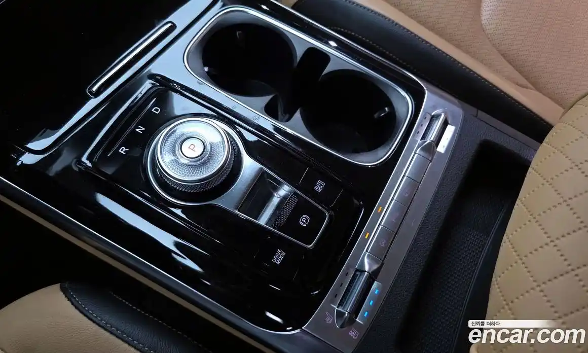 Kia Canival 2021 3.5 Автомат в Москве № 1343170, фото 9