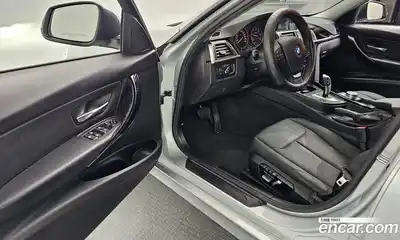 BMW 3-Series 2017 2.0 гидро в Москве № 1343220, миниатюра 10