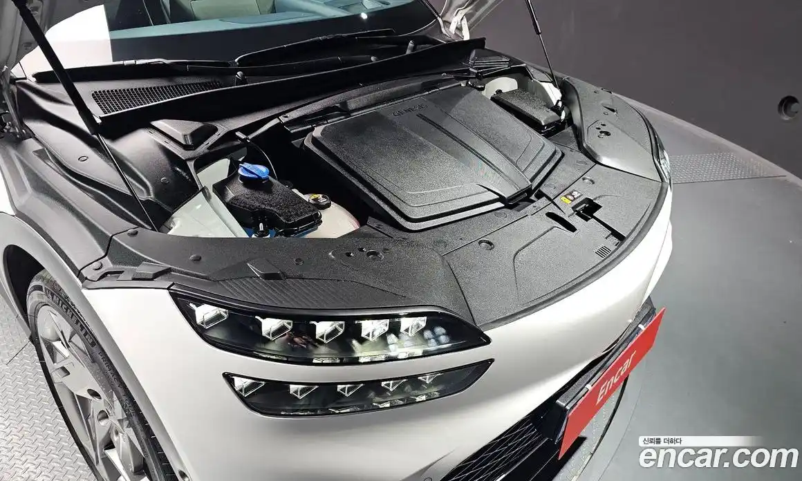 Genesis GV60 2021 0.1 Автомат в Москве № 1343371, фото 6