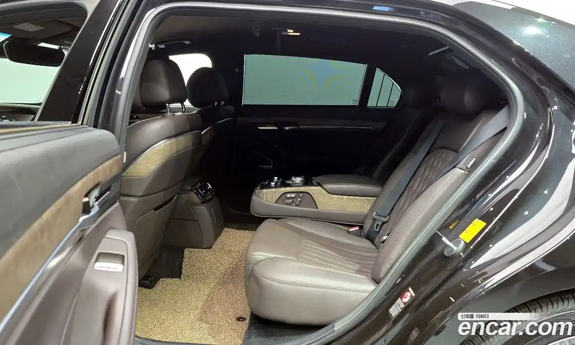 Genesis G90 2019 3.3 Автомат в Москве № 1343638, фото 11