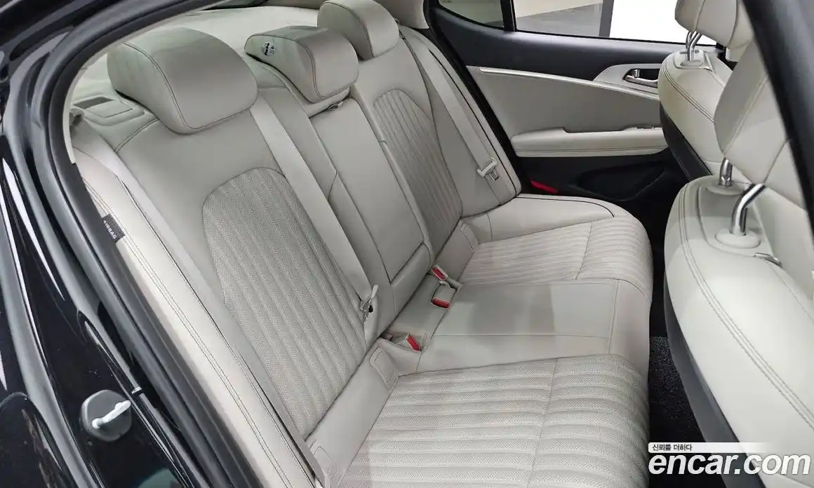 Genesis G70 2020 2.0 Автомат в Москве № 1343665, фото 17