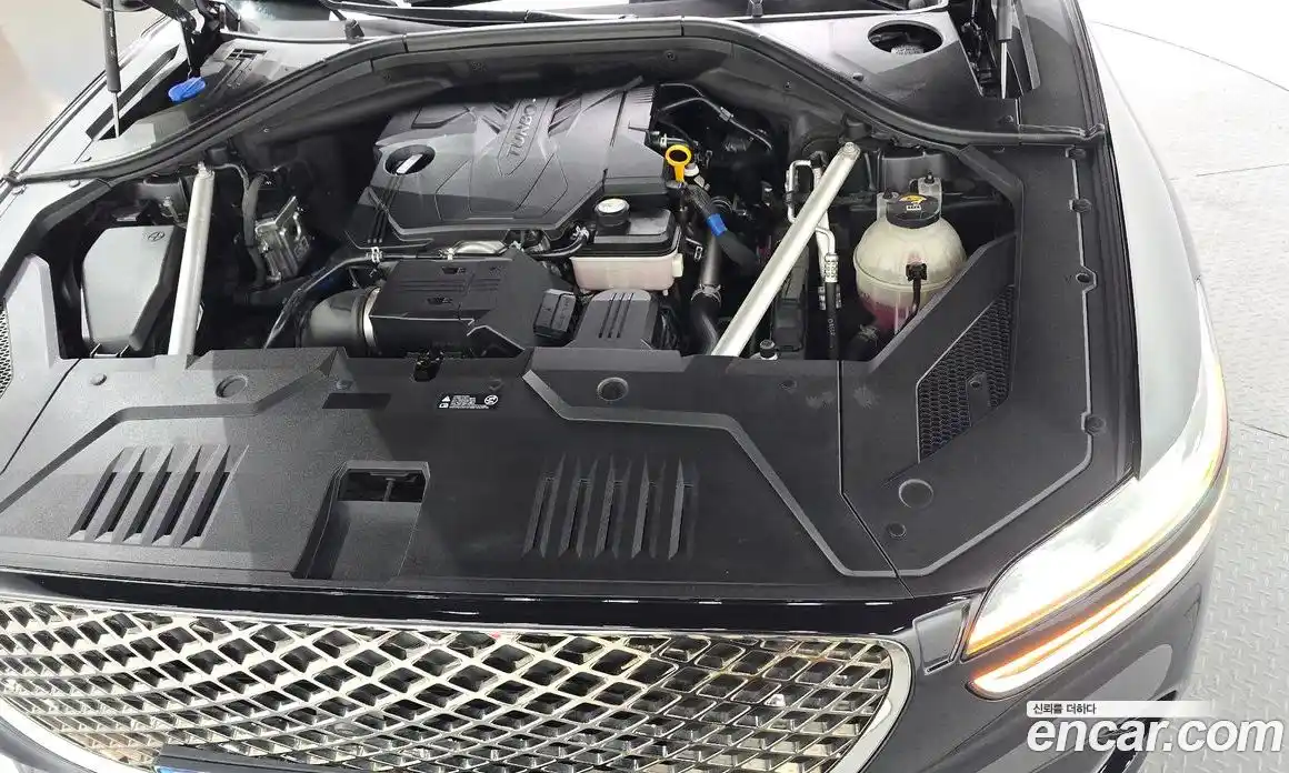 Genesis GV70 2021 2.5 Автомат в Москве № 1343676, фото 6