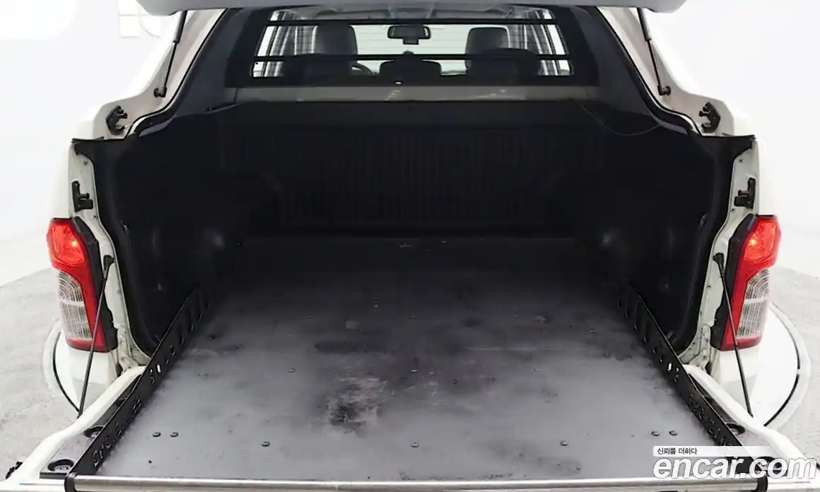 SsangYong Korando 2017 2.2 Автомат в Москве № 1344660, фото 13