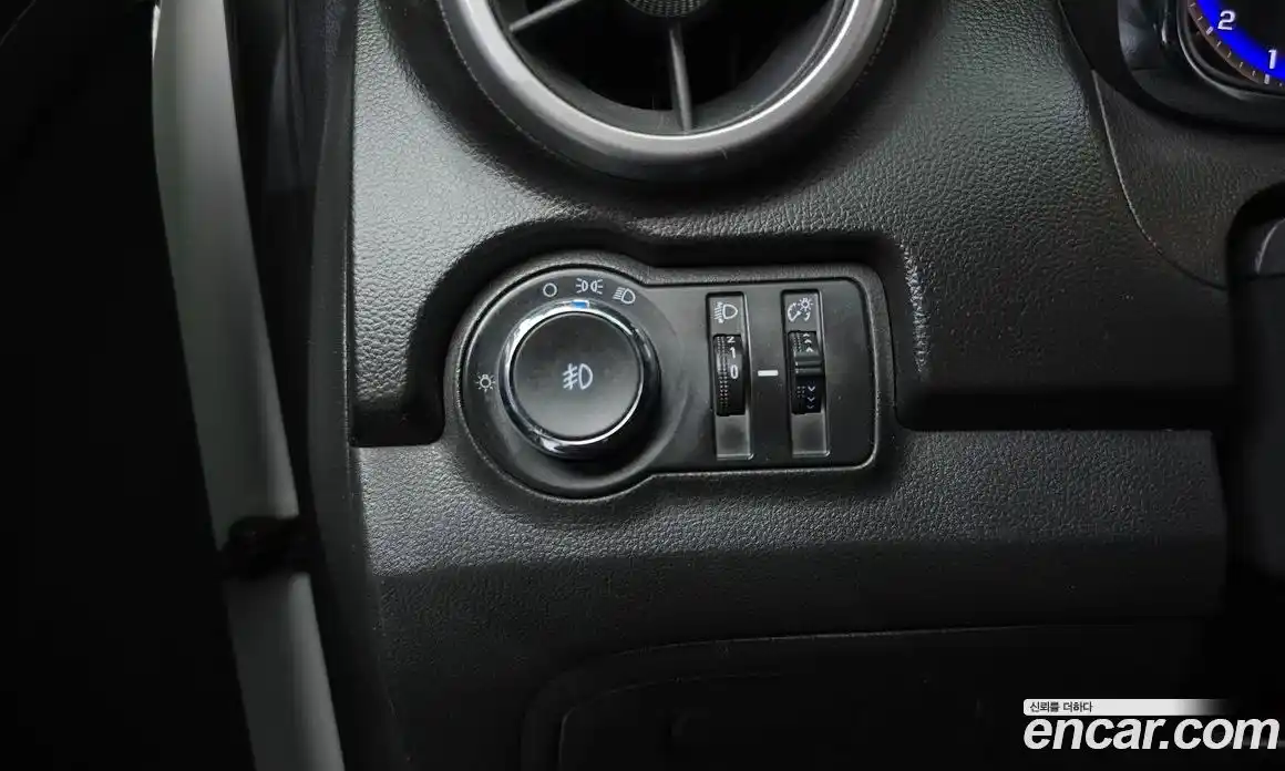 Chevrolet Trax 2014 1.4 Автомат в Москве № 1345376, фото 16