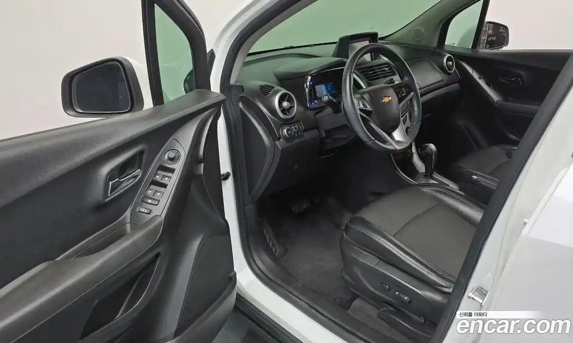 Chevrolet Trax 2014 1.4 Автомат в Москве № 1345376, фото 10