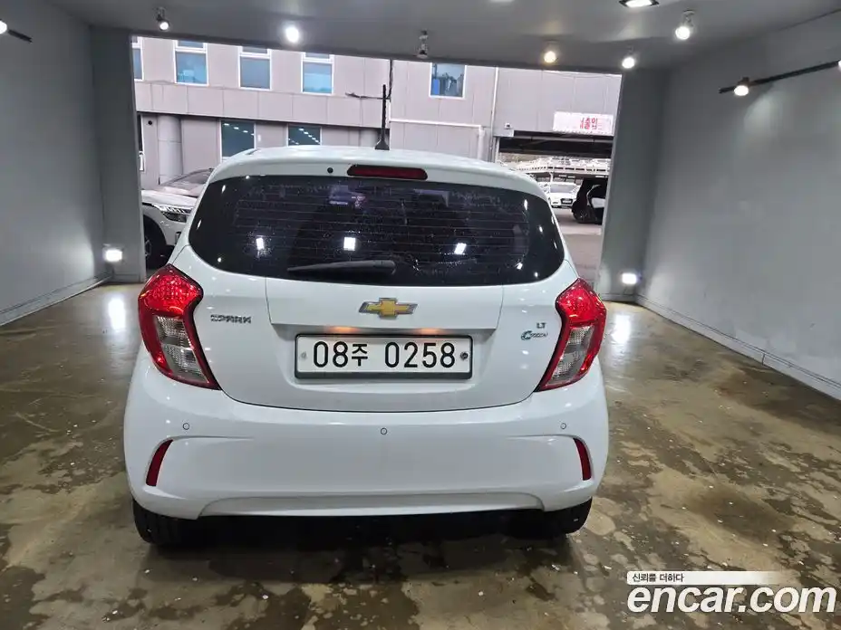 Chevrolet Spark 2015 1.0 Автомат в Москве № 1345939, фото 4