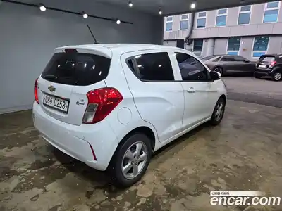 Chevrolet Spark 2015 1.0 Автомат в Москве № 1345939, миниатюра 5