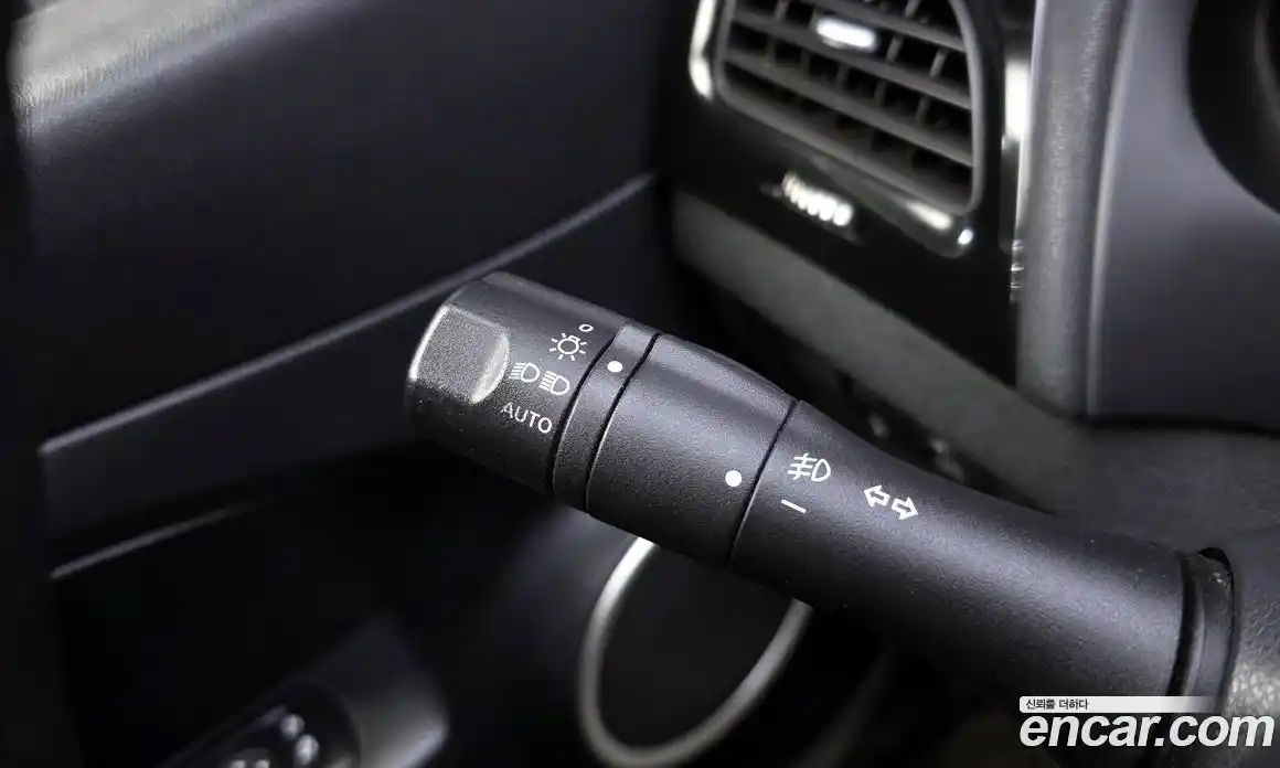 Renault SM3 2015 1.6 гидро в Москве № 1346510, фото 18