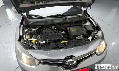 Renault SM3 2015 1.6 гидро в Москве № 1346510, миниатюра 6