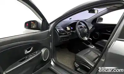 Renault SM3 2015 1.6 гидро в Москве № 1346510, миниатюра 10