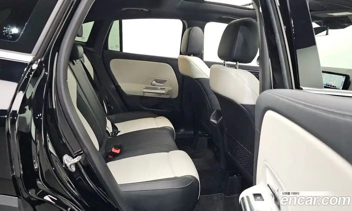 Mercedes-Benz GLA-Class 2021 2.0 гидро в Москве № 1347662, фото 11