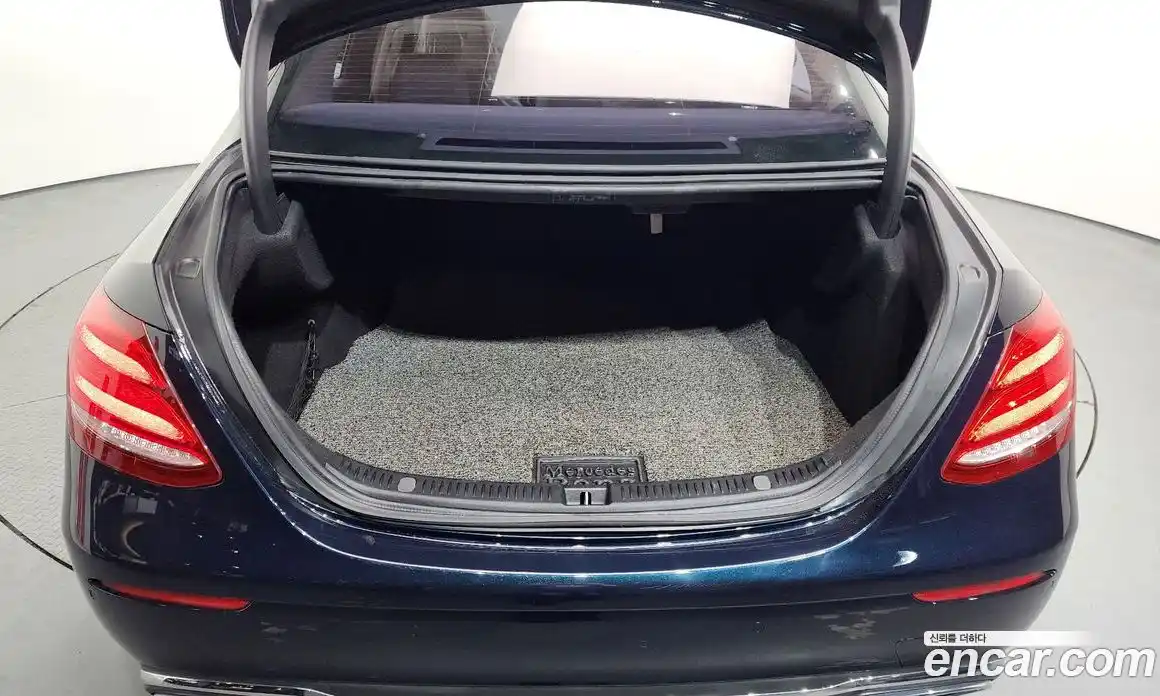 Mercedes-Benz E-Class 2016 1.9 гидро в Москве № 1348091, фото 20