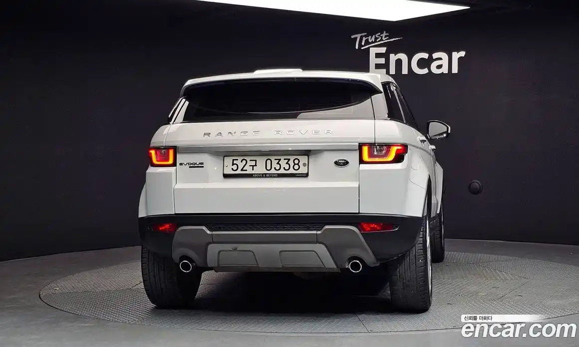 Land Rover Range-Rover Evoque 2016 2.0 гидро в Москве № 1349539, фото 4