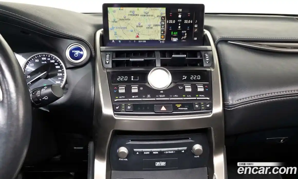 Lexus NX 2018 2.5 гидро в Москве № 1350111, фото 12