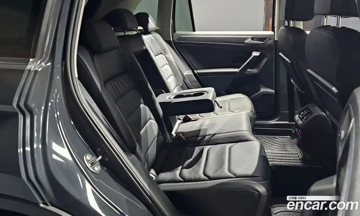 Volkswagen Tiguan 2020 2.0 гидро в Москве № 1350301, фото 12