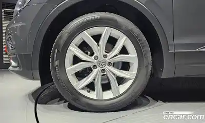 Volkswagen Tiguan 2020 2.0 гидро в Москве № 1350301, миниатюра 5