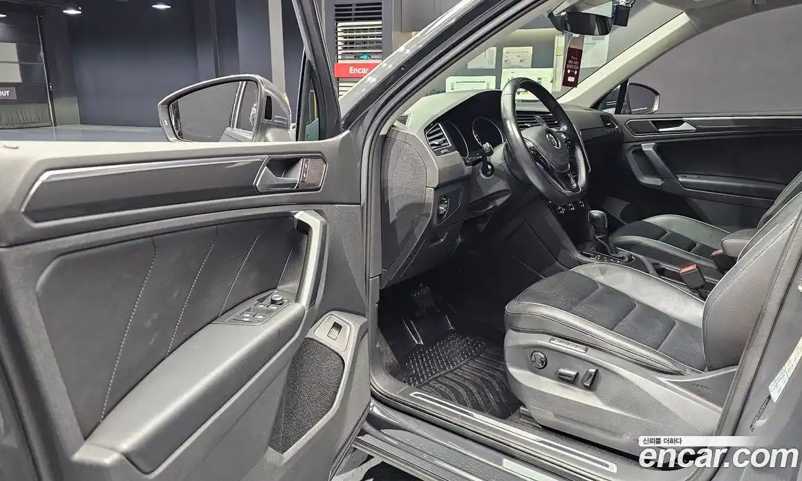 Volkswagen Tiguan 2020 2.0 гидро в Москве № 1350301, фото 10