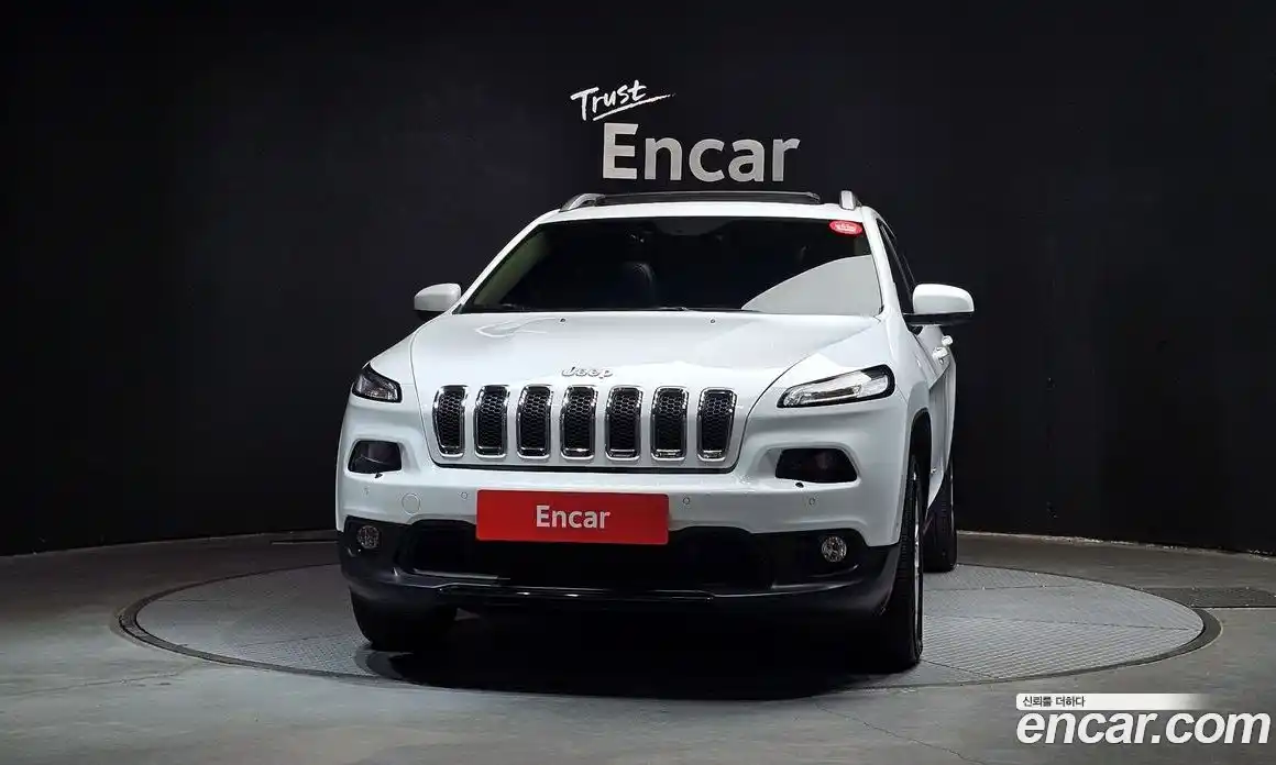 Jeep Cherokee 2016 2.2 гидро в Москве № 1350612, фото 3