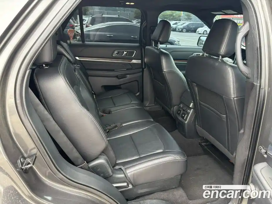 Ford Explorer 2019 2.3 гидро в Москве № 1351050, фото 12