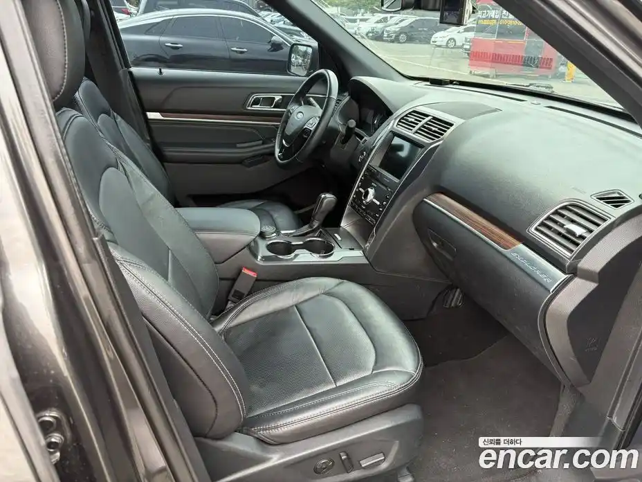 Ford Explorer 2019 2.3 гидро в Москве № 1351050, фото 13