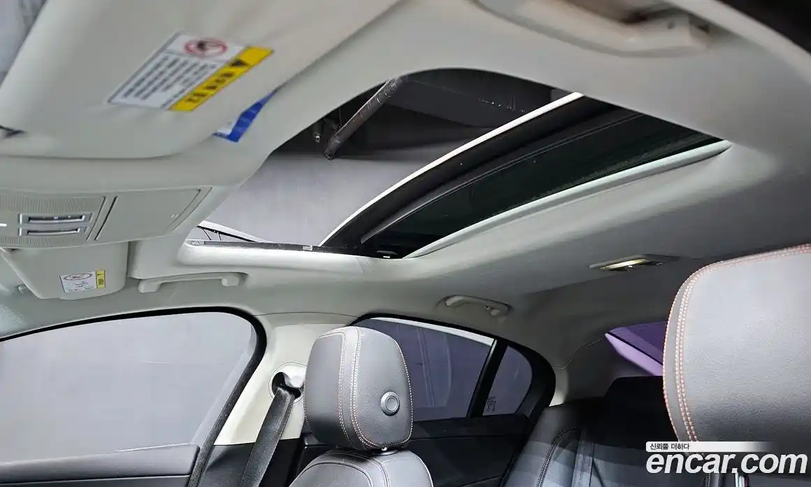 Jaguar XE 2016 2.0 гидро в Москве № 1351119, фото 17