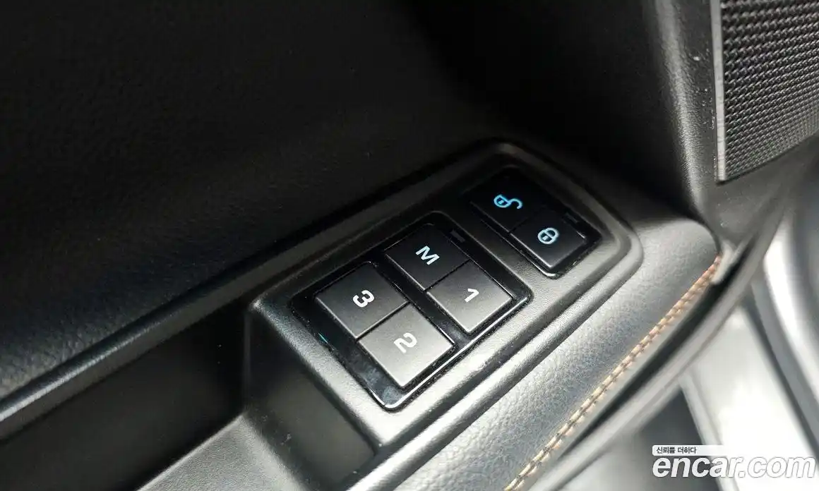 Jaguar XE 2016 2.0 гидро в Москве № 1351119, фото 19