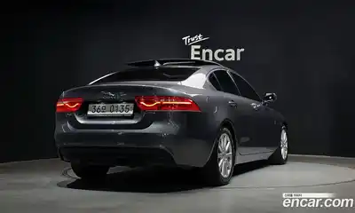 Jaguar XE 2016 2.0 гидро в Москве № 1351119, миниатюра 2