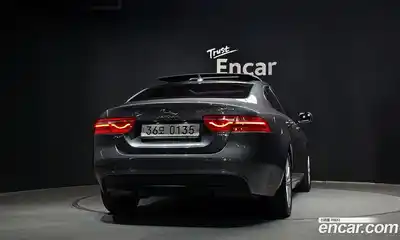Jaguar XE 2016 2.0 гидро в Москве № 1351119, миниатюра 4