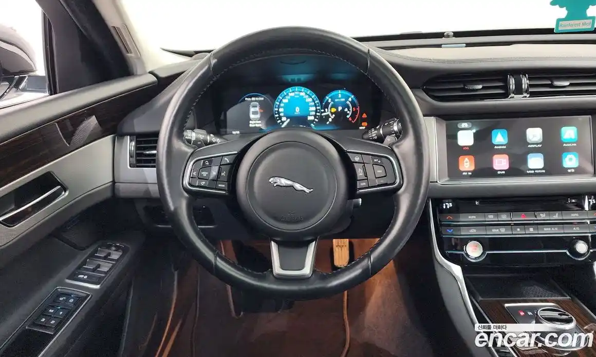 Jaguar XF 2017 2.0 гидро в Москве № 1351139, фото 15