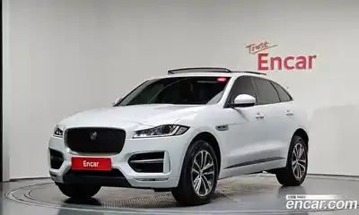 Jaguar F-Pace, 2017