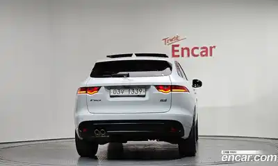 Jaguar F-Pace 2017 2.0 гидро в Москве № 1351140, миниатюра 4