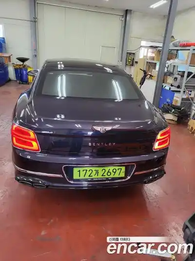 Bentley Flying Spur 2023 4.0 гидро в Москве № 1351401, миниатюра 3