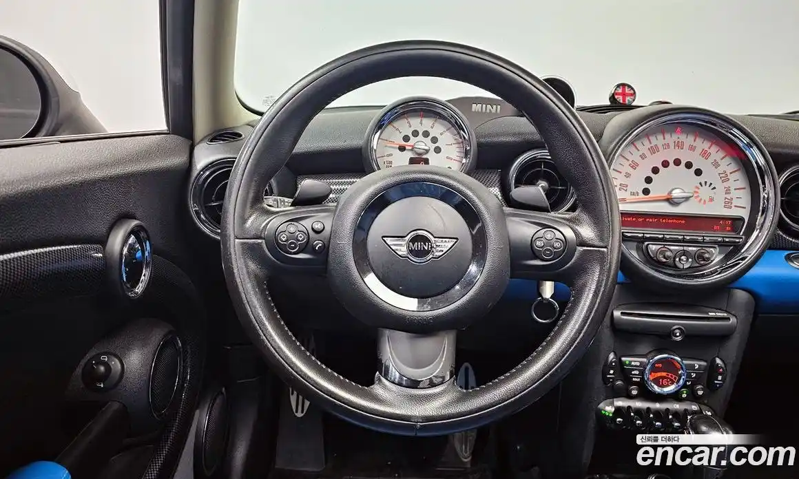Mini Cooper 2010 1.6 гидро в Москве № 136790, фото 13
